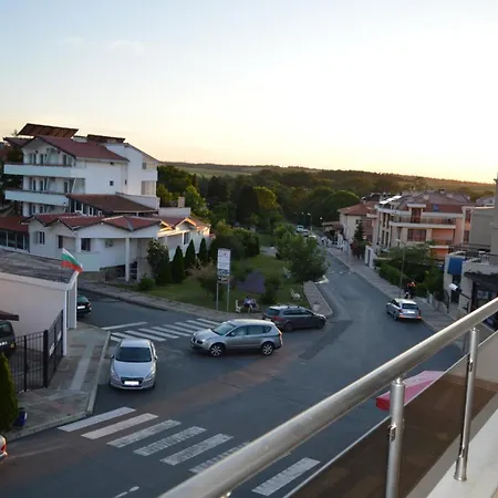 Summerhouse Apartament Lozeneț